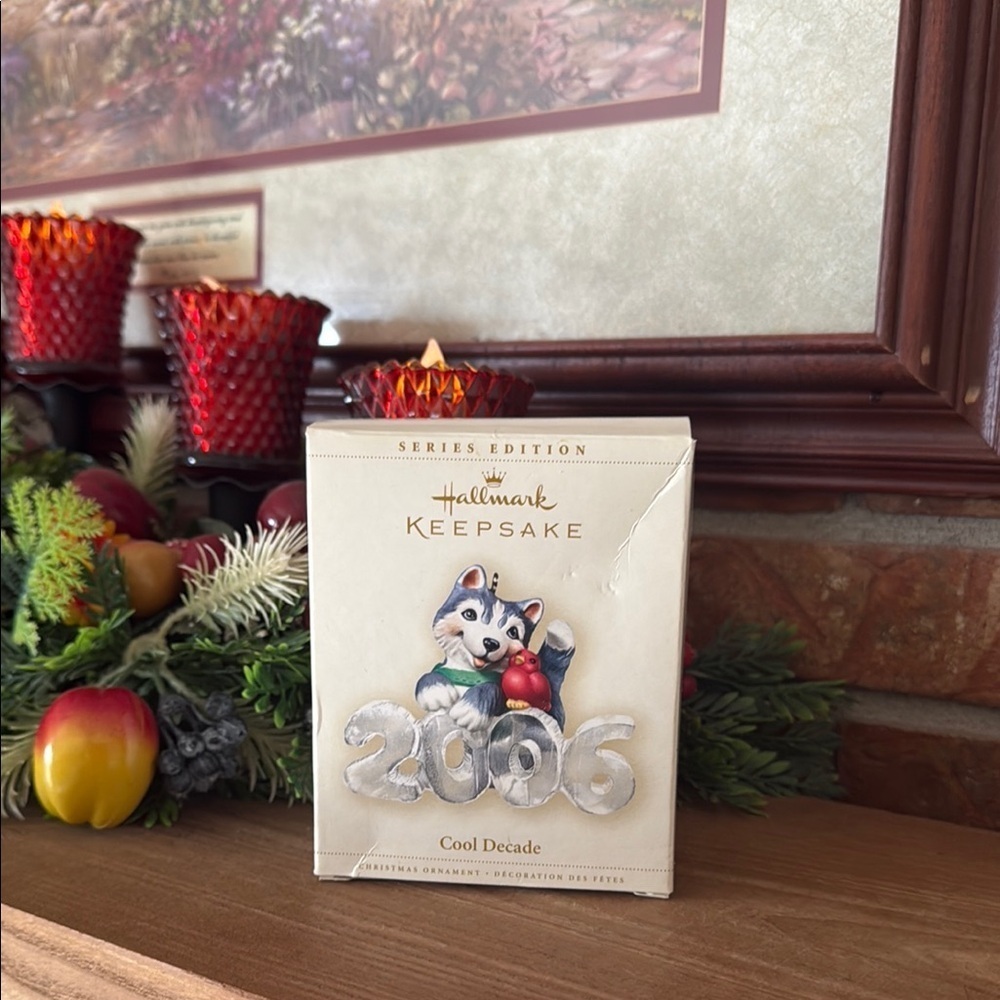 Hallmark Keepsake 2006 Cool Decade Ornament - Silver and Red